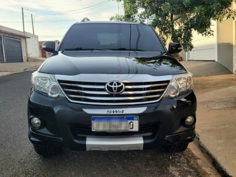 TOYOTA Hilux SW4 2.7 16V 4P FLEX SR 7 LUGARES AUTOM�TICO, Foto 3