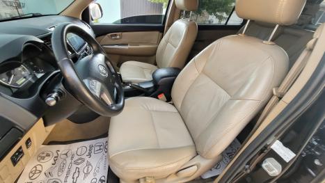 TOYOTA Hilux SW4 2.7 16V 4P FLEX SR 7 LUGARES AUTOM�TICO, Foto 11