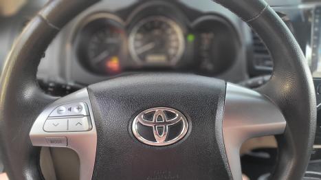 TOYOTA Hilux SW4 2.7 16V 4P FLEX SR 7 LUGARES AUTOM�TICO, Foto 15