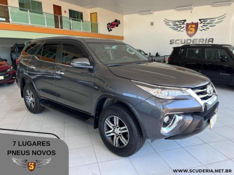 TOYOTA Hilux SW4 2.7 16V 4P FLEX SRV 7 LUGARES AUTOM�TICO, Foto 1