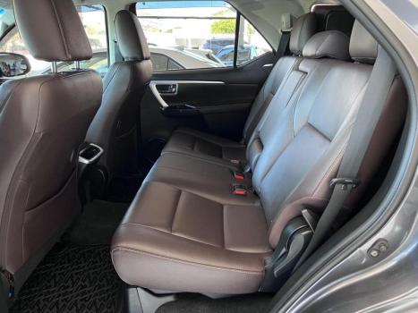 TOYOTA Hilux SW4 2.7 16V 4P FLEX SRV 7 LUGARES AUTOM�TICO, Foto 11