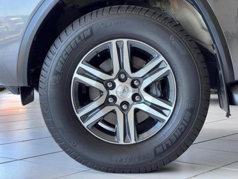 TOYOTA Hilux SW4 2.7 16V 4P FLEX SRV 7 LUGARES AUTOM�TICO, Foto 13