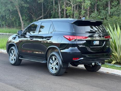 TOYOTA Hilux SW4 2.7 16V 4P FLEX SR 7 LUGARES AUTOM�TICO, Foto 5