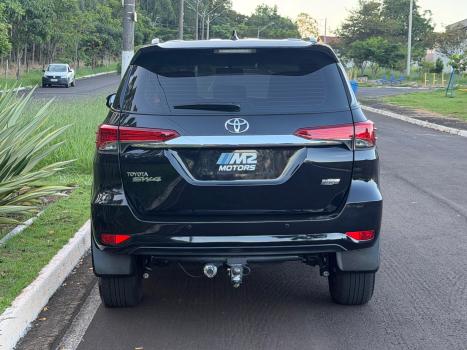 TOYOTA Hilux SW4 2.7 16V 4P FLEX SR 7 LUGARES AUTOM�TICO, Foto 7