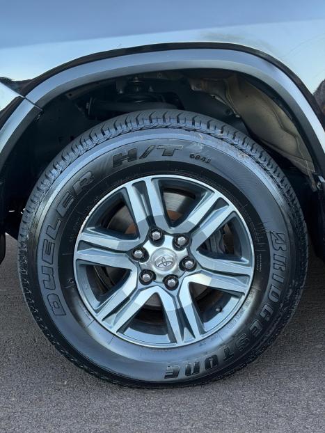 TOYOTA Hilux SW4 2.7 16V 4P FLEX SR 7 LUGARES AUTOM�TICO, Foto 10