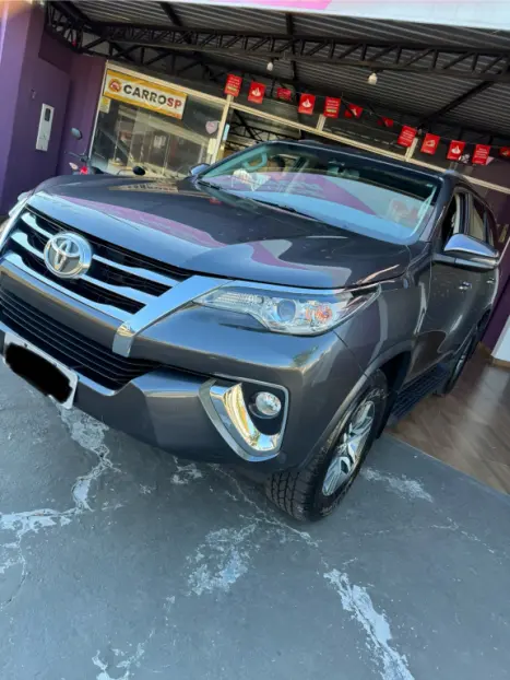 TOYOTA Hilux SW4 2.7 16V 4P FLEX SRV 7 LUGARES AUTOM�TICO, Foto 5