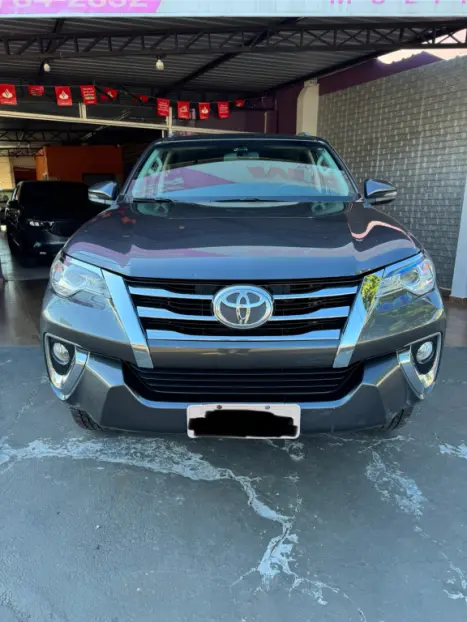 TOYOTA Hilux SW4 2.7 16V 4P FLEX SRV 7 LUGARES AUTOM�TICO, Foto 6