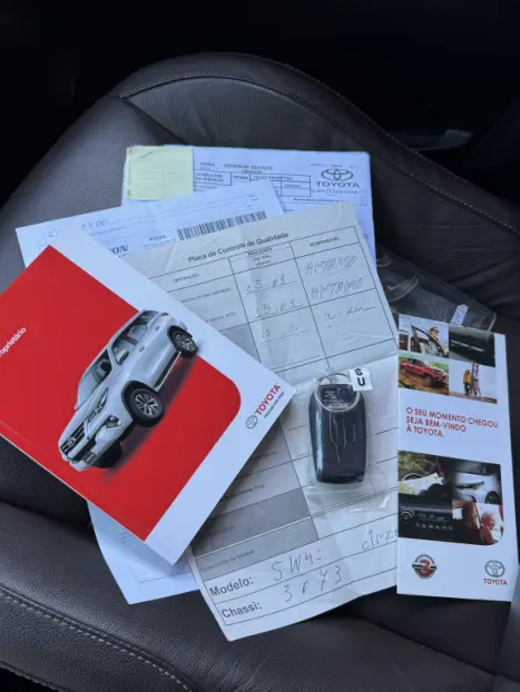 TOYOTA Hilux SW4 2.7 16V 4P FLEX SRV 7 LUGARES AUTOM�TICO, Foto 16