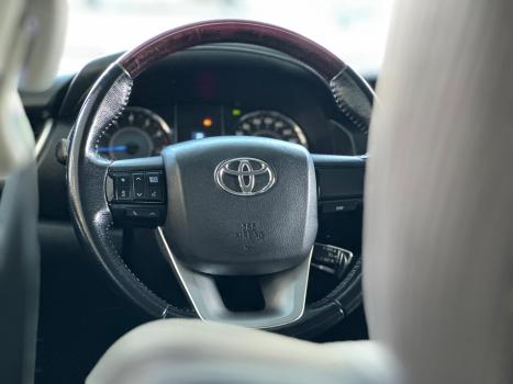 TOYOTA Hilux SW4 2.7 16V 4P SR FLEX AUTOM�TICO, Foto 9