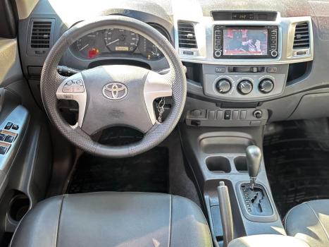 TOYOTA Hilux SW4 2.7 16V 4P SR AUTOM�TICO, Foto 6