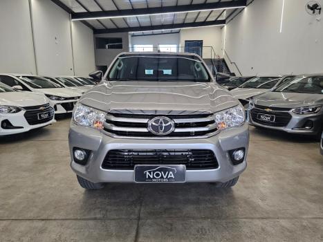 TOYOTA Hilux SW4 2.7 16V 4P SR AUTOM�TICO, Foto 2