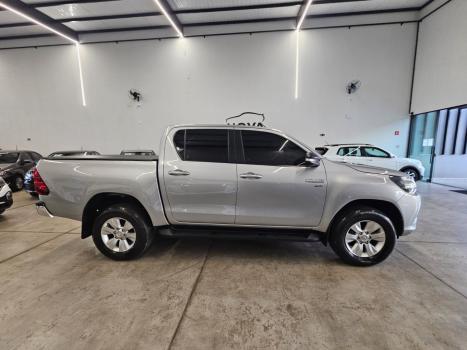TOYOTA Hilux SW4 2.7 16V 4P SR AUTOM�TICO, Foto 8