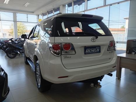 TOYOTA Hilux SW4 2.7 16V 4P SR AUTOMÁTICO, Foto 4