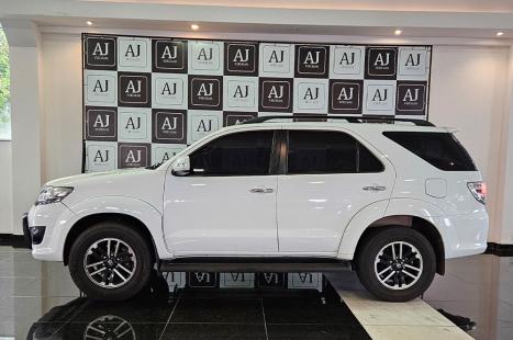 TOYOTA Hilux SW4 2.7 16V 4P FLEX SR 7 LUGARES AUTOMÁTICO, Foto 2