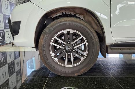 TOYOTA Hilux SW4 2.7 16V 4P FLEX SR 7 LUGARES AUTOMÁTICO, Foto 7