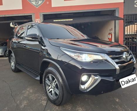 TOYOTA Hilux SW4 2.7 16V 4P FLEX SR 7 LUGARES AUTOMÁTICO, Foto 6