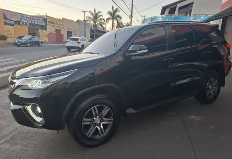 TOYOTA Hilux SW4 2.7 16V 4P FLEX SR 7 LUGARES AUTOMÁTICO, Foto 21