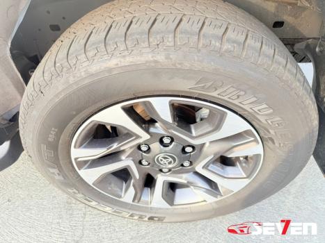 TOYOTA Hilux SW4 2.8 16V 4P SRX PLATINUM 4X4 7 LUGARES TURBO DIESEL AUTOMTICO, Foto 9