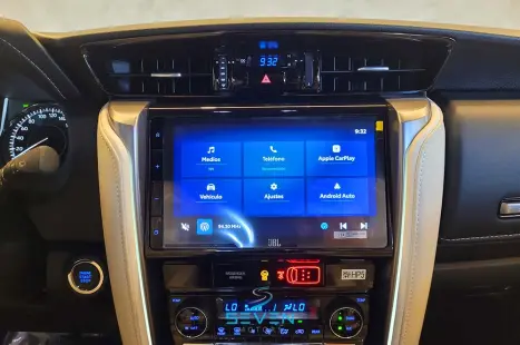 TOYOTA Hilux SW4 2.8 4P SRX 4X4 DIAMOND 7 LUGARES TURBO DIESEL AUTOMTICO, Foto 15