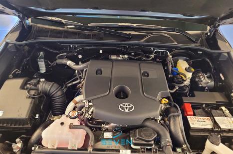 TOYOTA Hilux SW4 2.8 4P SRX 4X4 DIAMOND 7 LUGARES TURBO DIESEL AUTOMTICO, Foto 17