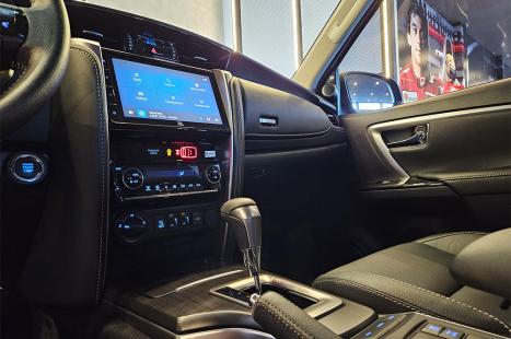 TOYOTA Hilux SW4 2.8 16V 4P SRX PLATINUM 4X4 7 LUGARES TURBO DIESEL AUTOM�TICO, Foto 12