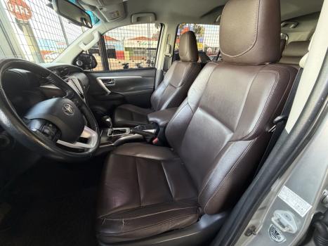TOYOTA Hilux SW4 2.8 4P SRX 4X4 TURBO DIESEL AUTOM�TICO, Foto 9
