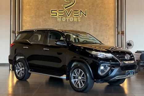 TOYOTA Hilux SW4 2.8 16V 4P SRX 4X4 7 LUGARES TURBO DIESEL AUTOM�TICO, Foto 7