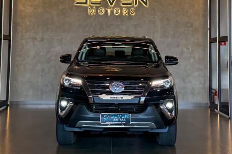 TOYOTA Hilux SW4 2.8 16V 4P SRX 4X4 7 LUGARES TURBO DIESEL AUTOM�TICO, Foto 8