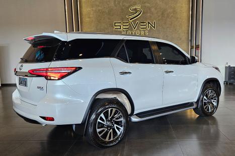 TOYOTA Hilux SW4 2.8 16V 4P SRX 4X4 7 LUGARES TURBO DIESEL AUTOM�TICO, Foto 5