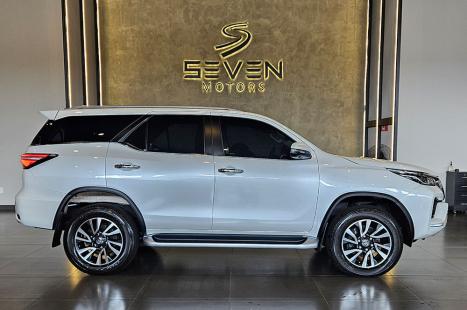 TOYOTA Hilux SW4 2.8 16V 4P SRX 4X4 7 LUGARES TURBO DIESEL AUTOM�TICO, Foto 6