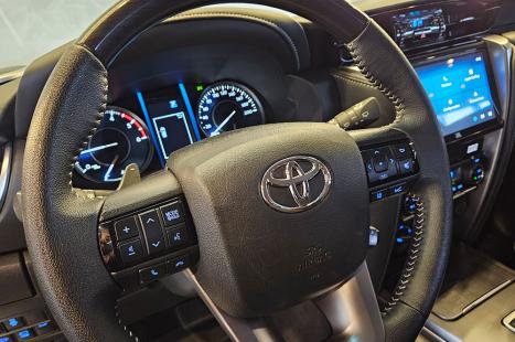 TOYOTA Hilux SW4 2.8 16V 4P SRX 4X4 7 LUGARES TURBO DIESEL AUTOM�TICO, Foto 14