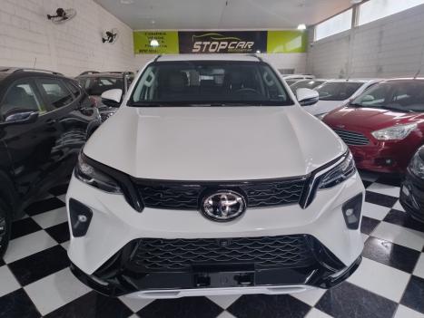 TOYOTA Hilux SW4 2.8 16V 4P SRX PLATINUM 4X4 7 LUGARES TURBO DIESEL AUTOM�TICO, Foto 1