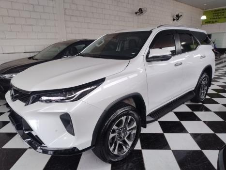 TOYOTA Hilux SW4 2.8 16V 4P SRX PLATINUM 4X4 7 LUGARES TURBO DIESEL AUTOM�TICO, Foto 3