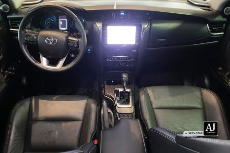 TOYOTA Hilux SW4 2.8 16V 4P SRX 4X4 7 LUGARES TURBO DIESEL AUTOM�TICO, Foto 10