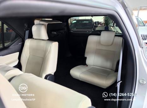 TOYOTA Hilux SW4 2.8 4P SRX 4X4 DIAMOND 7 LUGARES TURBO DIESEL AUTOM�TICO, Foto 10