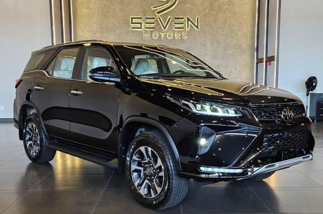 TOYOTA Hilux SW4 2.8 4P SRX 4X4 DIAMOND 7 LUGARES TURBO DIESEL AUTOM�TICO, Foto 7