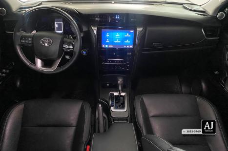 TOYOTA Hilux SW4 2.8 16V 4P SRX PLATINUM 4X4 7 LUGARES TURBO DIESEL AUTOM�TICO, Foto 10