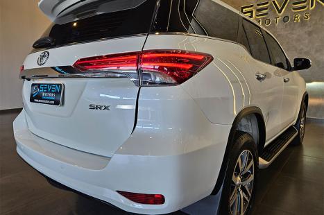 TOYOTA Hilux SW4 2.8 16V 4P SRX 4X4 7 LUGARES TURBO DIESEL AUTOM�TICO, Foto 9