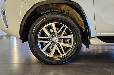 TOYOTA Hilux SW4 2.8 16V 4P SRX 4X4 7 LUGARES TURBO DIESEL AUTOM�TICO, Foto 11