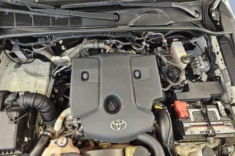 TOYOTA Hilux SW4 2.8 16V 4P SRX 4X4 7 LUGARES TURBO DIESEL AUTOM�TICO, Foto 20
