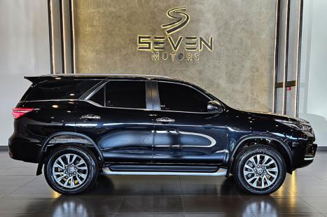 TOYOTA Hilux SW4 2.8 16V 4P SRX 4X4 7 LUGARES TURBO DIESEL AUTOM�TICO, Foto 6