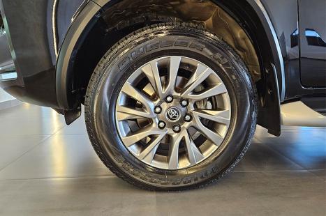 TOYOTA Hilux SW4 2.8 16V 4P SRX 4X4 7 LUGARES TURBO DIESEL AUTOM�TICO, Foto 11