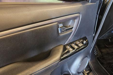 TOYOTA Hilux SW4 2.8 16V 4P SRX 4X4 7 LUGARES TURBO DIESEL AUTOM�TICO, Foto 12