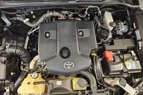 TOYOTA Hilux SW4 2.8 4P SRX 4X4 TURBO DIESEL AUTOM�TICO, Foto 13