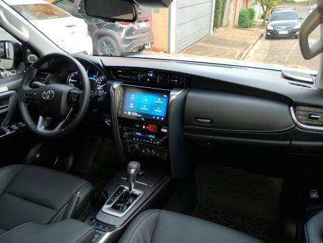 TOYOTA Hilux SW4 2.8 16V 4P SRX PLATINUM 4X4 7 LUGARES TURBO DIESEL AUTOM�TICO, Foto 14