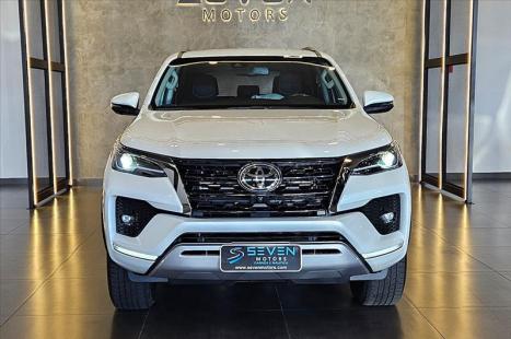 TOYOTA Hilux SW4 2.8 16V 4P SRX 4X4 7 LUGARES TURBO DIESEL AUTOM�TICO, Foto 8