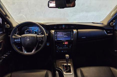 TOYOTA Hilux SW4 2.8 16V 4P SRX 4X4 7 LUGARES TURBO DIESEL AUTOM�TICO, Foto 15