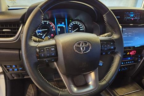TOYOTA Hilux SW4 2.8 16V 4P SRX 4X4 7 LUGARES TURBO DIESEL AUTOM�TICO, Foto 18