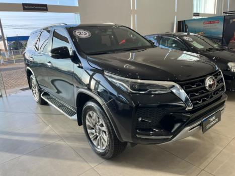 TOYOTA Hilux SW4 2.8 16V 4P SRX 4X4 7 LUGARES TURBO DIESEL AUTOM�TICO, Foto 1