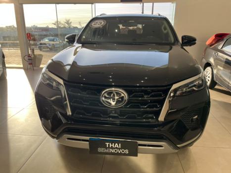 TOYOTA Hilux SW4 2.8 16V 4P SRX 4X4 7 LUGARES TURBO DIESEL AUTOM�TICO, Foto 2